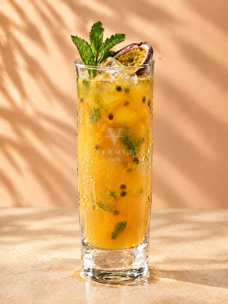 Tropical Mojito · Vermut Café, Pai Walking Street