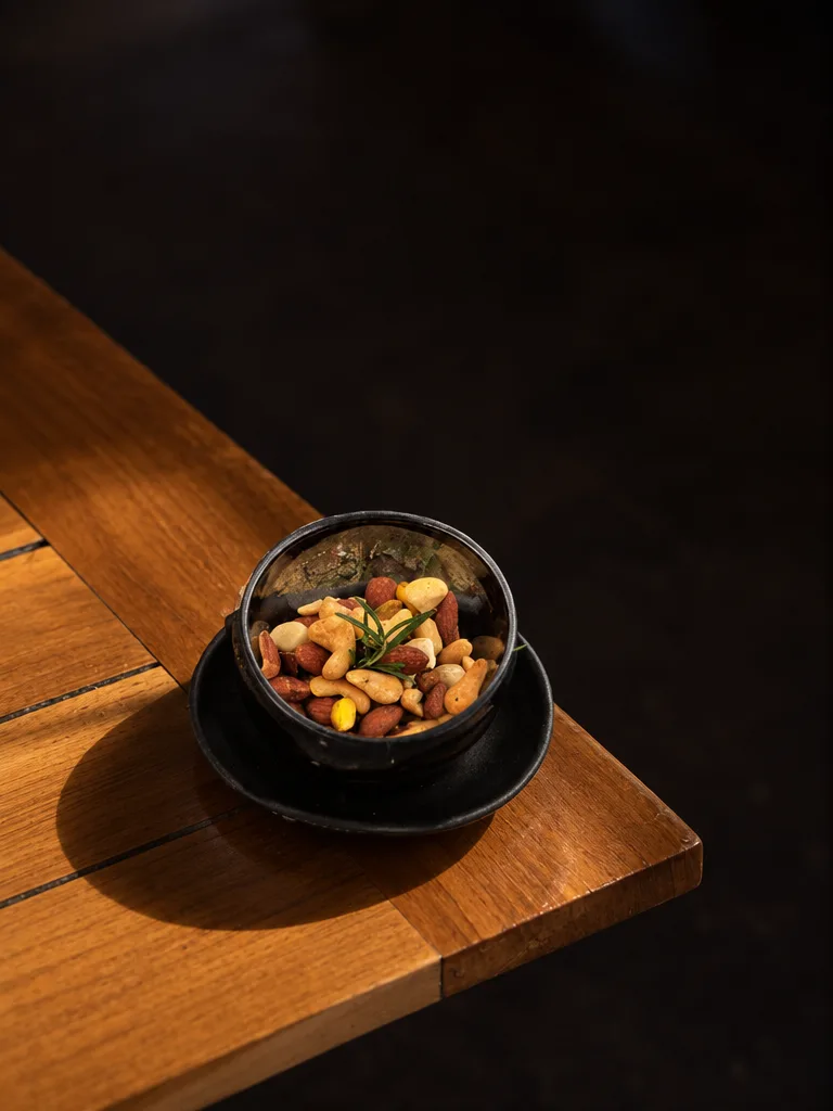 Mixed nuts · Vermut Café, Pai Walking Street